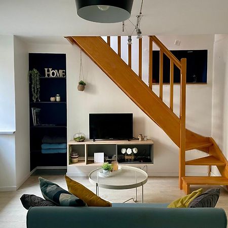 Besancon: Charmant Duplex Au Pied De La Citadelle المظهر الخارجي الصورة