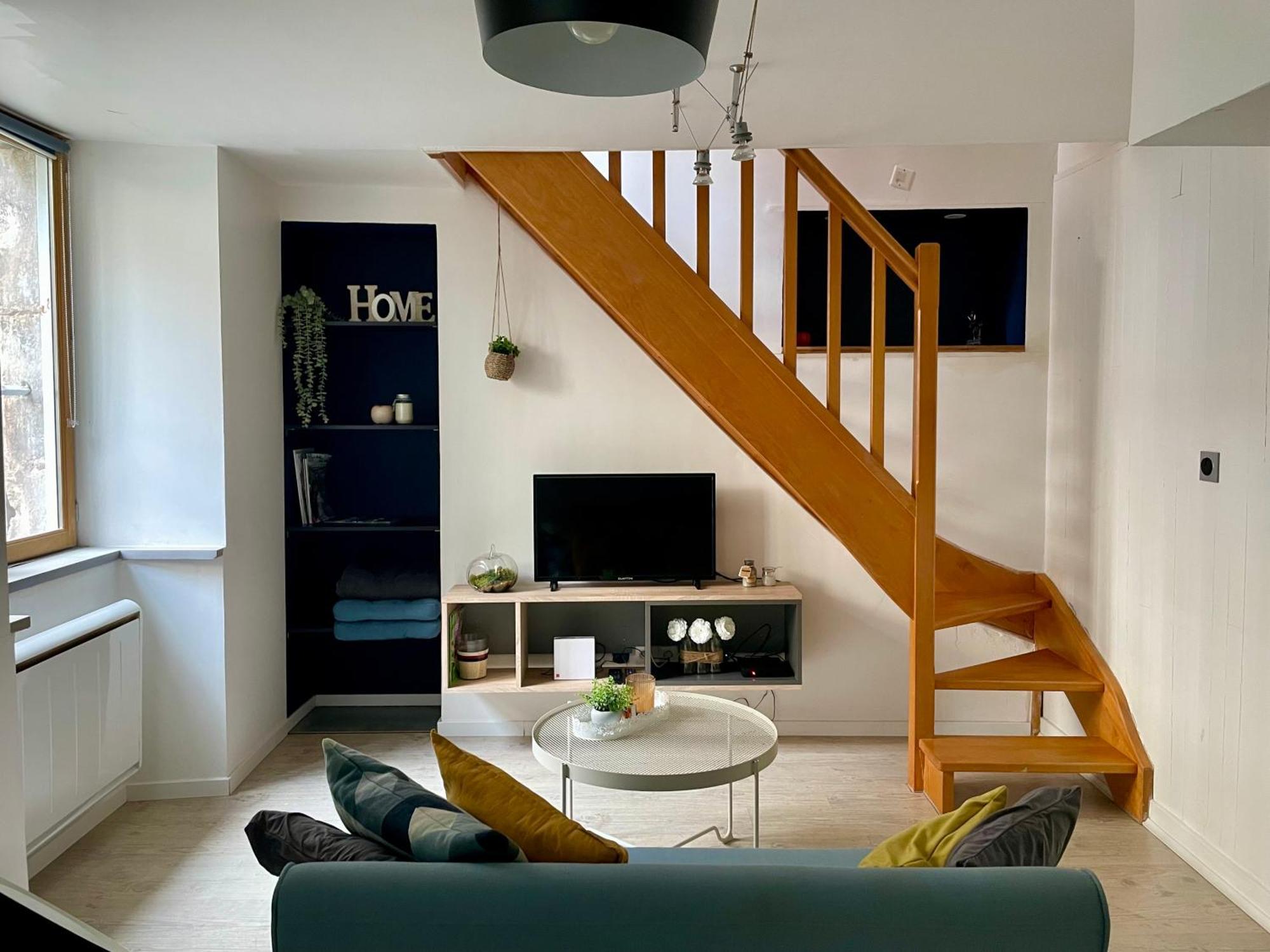 Besancon: Charmant Duplex Au Pied De La Citadelle المظهر الخارجي الصورة